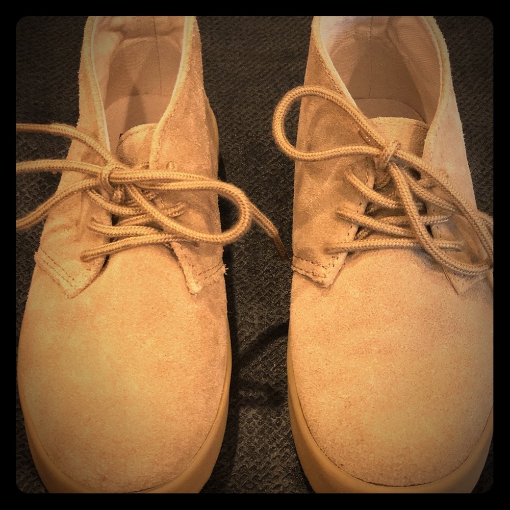 Gap casual shoes for kids